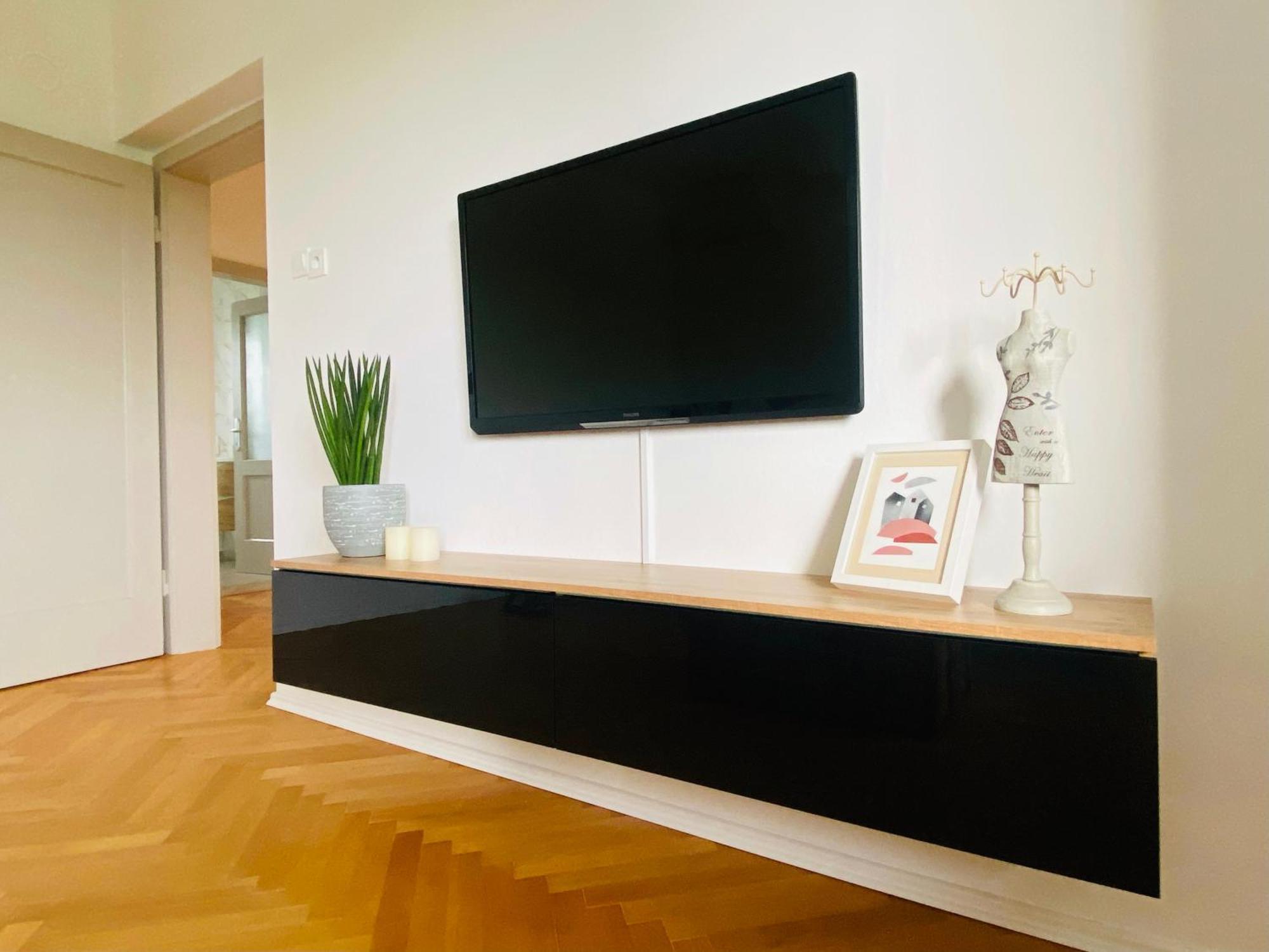 Apartma Srecko, Sežana Buitenkant foto